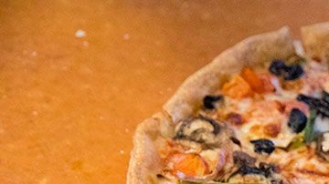 Pizza Hut dijo que no creía que el hombre hubiera cumplido su amenaza de escupir en la comida.