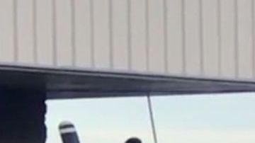 El avión al estrellar.