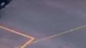 El auto fue hallado en el techo del estacionamiento.