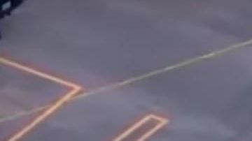 El auto fue hallado en el techo del estacionamiento.