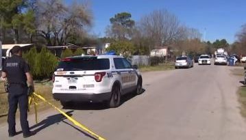 La escena en Channelview.