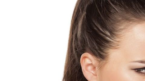 Uno de los principales consejos para eliminar el mal aliento es evitar el tabaquismo, consumir abundantes frutas, vegetales y agua.