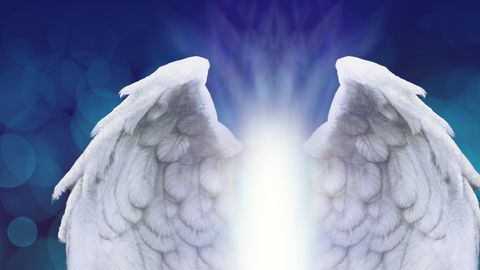 Los ángeles son ayuda divina.