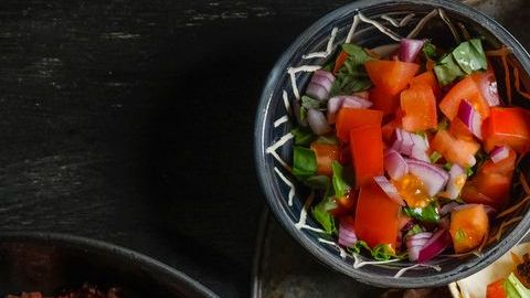 La gastronomía mexicana se destaca por su inmensa riqueza en ingredientes con un alto valor nutricional y bajo aporte calórico.