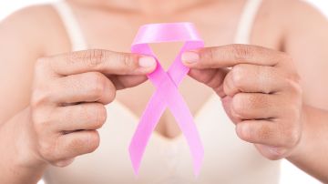 Las pacientes que podrían beneficiarse son aquellas con cáncer de mama hormonosensible precoz con alto riesgo de desarrollar metástasis en 10 años.