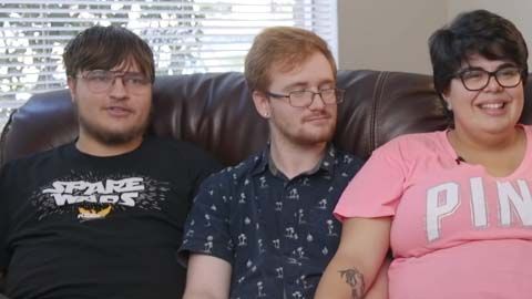 La historia poliamorosa de Ojeda inició a los 18 años en la secundaria.