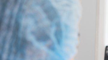 El sistema de inteligencia artificial fue tan preciso como dos médicos juntos.