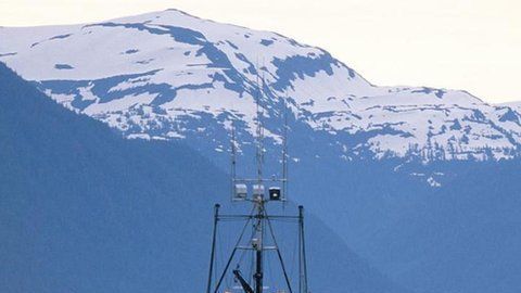 Ahora Canadá y Estados Unidos luchan por la pesca de salmón.