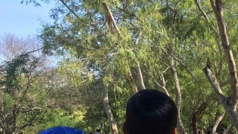 Los niños sufren condiciones muy precarias en el campamento.