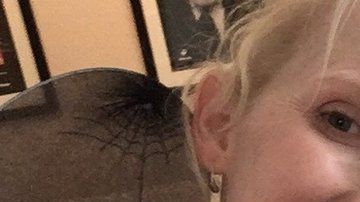 A Jo Daniels le preocupaba perder su carrera y no poder ver crecer a su hija.