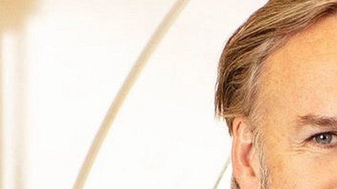 La casa de Marcus Wareing fue allanada por cuatro hombres.