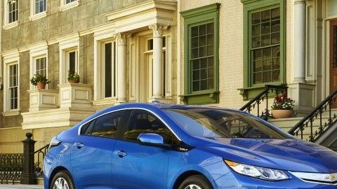 Chevrolet Volt gano premio al mejor vehículo en 2011