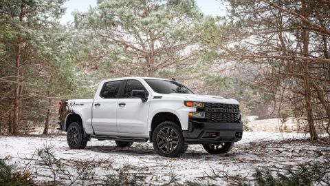 Chevrolet Silverado 1500 con motor diesel de seis cilindros