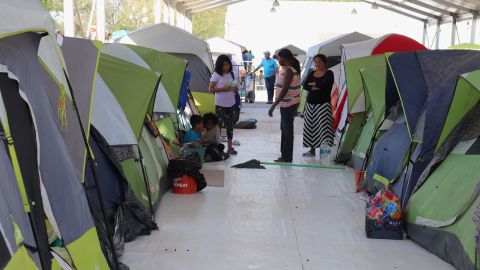 Más de 60,000 inmigrantes han sido enviados a México.