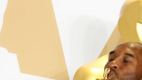 Kobe Bryant ganó un Oscar con su cortometraje 'Dear Basketball'.