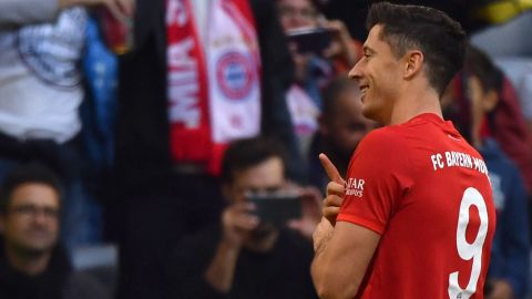 Lewandowski impone el récord al ser el primer jugador que anota en cada una de las primeras nueve fechas de la liga alemana.