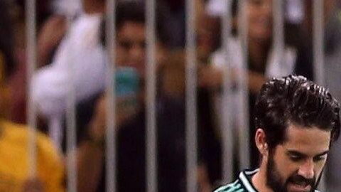 Real Madrid venció al Valencia por marcador de 3-0.