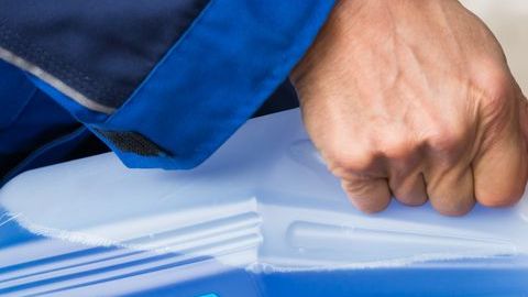 Siempre revisa el nivel de anticongelante en tu auto