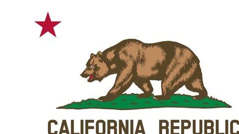 Aumenta la migración de California a Texas.