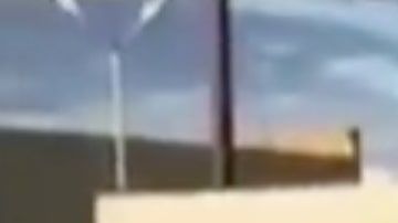 Miembros de las fuerzas de seguridad acudieron a la cárcel en respuesta.