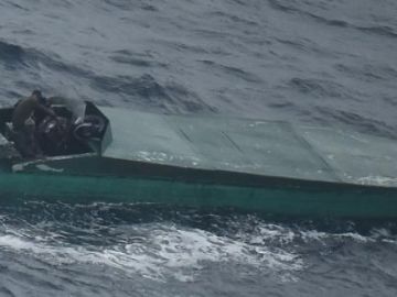 Un bote rápido cargado con 1,665 kilos de cocaína.
