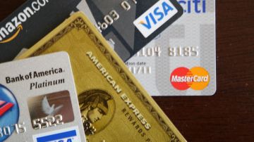 Quienes tengan altas deudas en tarjetas de crédito verán afectado su historial.