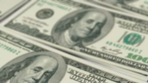 El mueble tenía un compartimento secreto que el vendedor nunca descubrió.