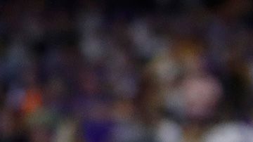 A diferencia de otros deportes donde ha hecho presencia, el mandatario recibió una ovación.