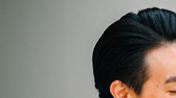 Tener una relación tan estrecha con un compañero de trabajo podría ocasionar que la situación se vuelva más intensa y romántica.