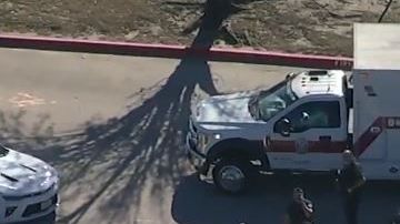 Se reportaron cuatro estudiantes heridos.