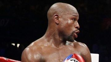 Mayweather venció en 2015 a Pacquiao.