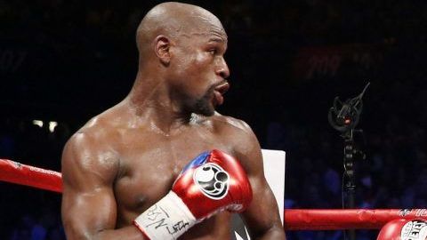 Mayweather venció en 2015 a Pacquiao.