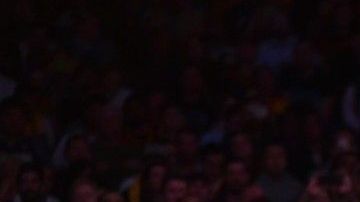 El duelo final entre Kobe Bryant y LeBron James fue por momentos espectacular. La leyenda de los Lakers dio un partidazo.