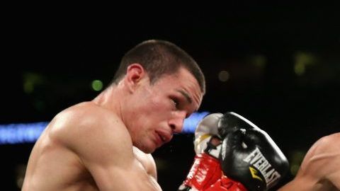 Joseph "JoJo" Díaz venció por decisión unánime a Tevin Farmen para ser el nuevo monarca.