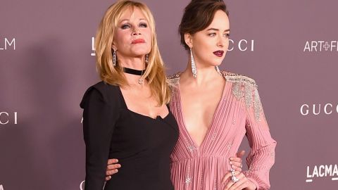 Melanie Griffith junto a su hija Dakota Johnson.