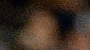 El técnico Pep Guardiola no es demasiado hábil al volante.