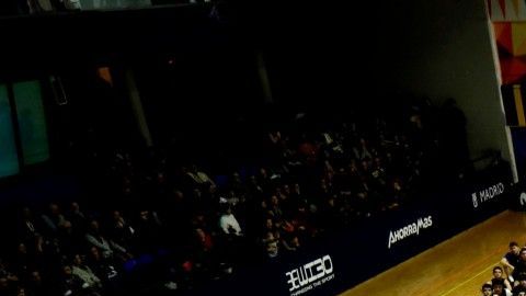 Cada playera llevará nueve estrellas en homenaje a cada una de las personas que fallecieron en el accidente.