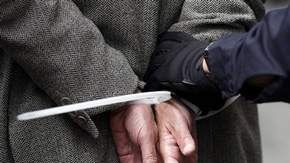 Al sospechoso se le radicaron cargos de violación y agresión sexual.