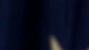 Retrato oficial de la astronauta de la NASA Christina Koch.