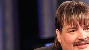 Leo Fernández se encuentra respondiendo al tratamiento al que ha sido sometido, según han explicado sus hijos.