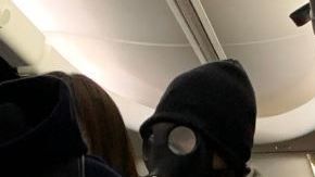 El hombre con la máscara.