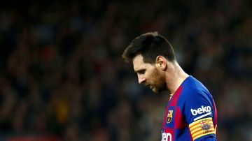 Leo Messi buscará empezar el año 2020 con el pie derecho.