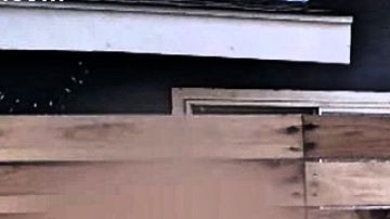 Mensaje racista antes de la deportación.