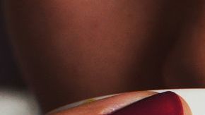 mujer-taza-té-pxhere