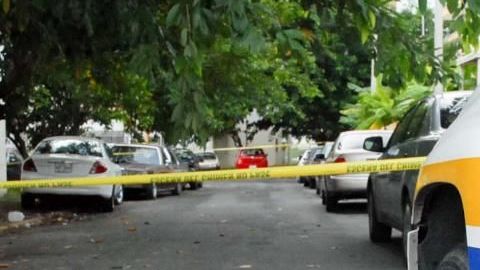 El cuerpo del hombre fue encontrado en la habitación de un hotel en Condado.