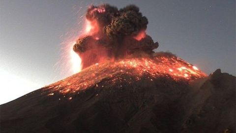 Volcán Popocatépetl, México.