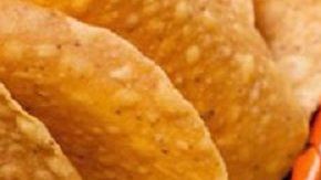 El pozole es un platillo de origen náhuatl y su nombre significa "espuma" ya que se utilizan granos de maíz cacahuazintle.