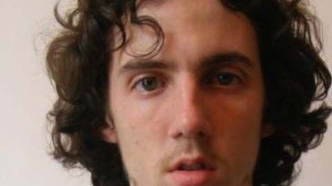 Richard Huckle, de 33, fue apuñalado con un cuchillo improvisado en su celda.