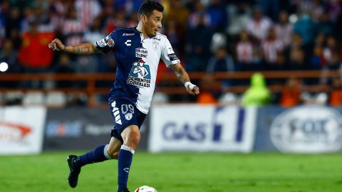 Los aficionados rojiblancos no se cansaron de meterse hoy con el jugador del Pachuca.