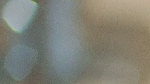 La madre se fue a fumar un cigarrillo y a escuchar música.